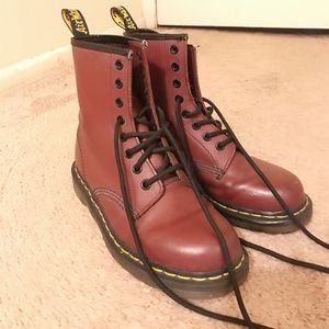 Dr. Martens WOMEN'S 1460 SMOOTH